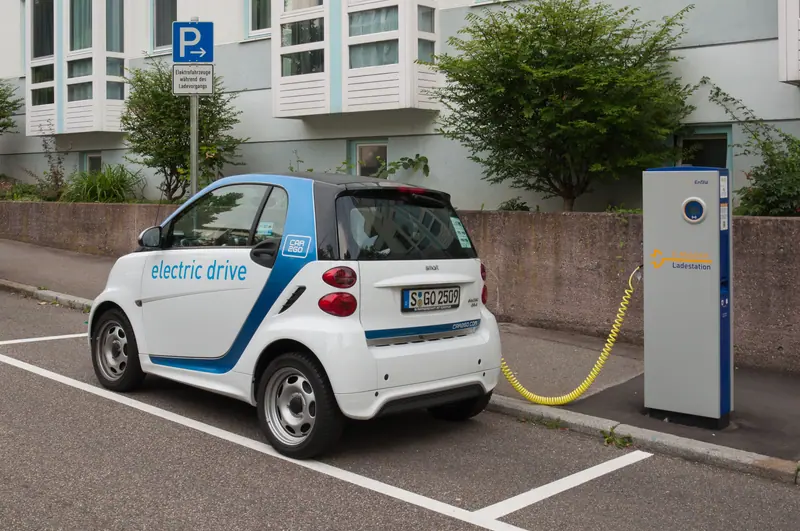 Viagem longa de carro elétrico no Brasil: dá para confiar?